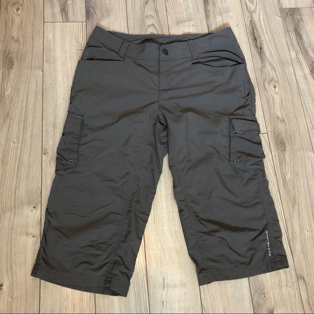 Columbia Khaki Green Hiking capris -  size  8